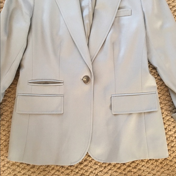 J.Crew Gray Wool Suiting Blazer Sz 8 - Picture 3 of 4
